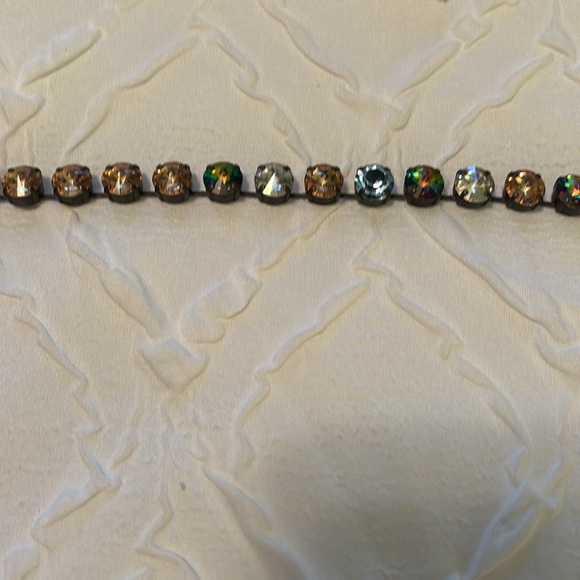 Sabika Rhinestone Necklace - Picture 4 of 6